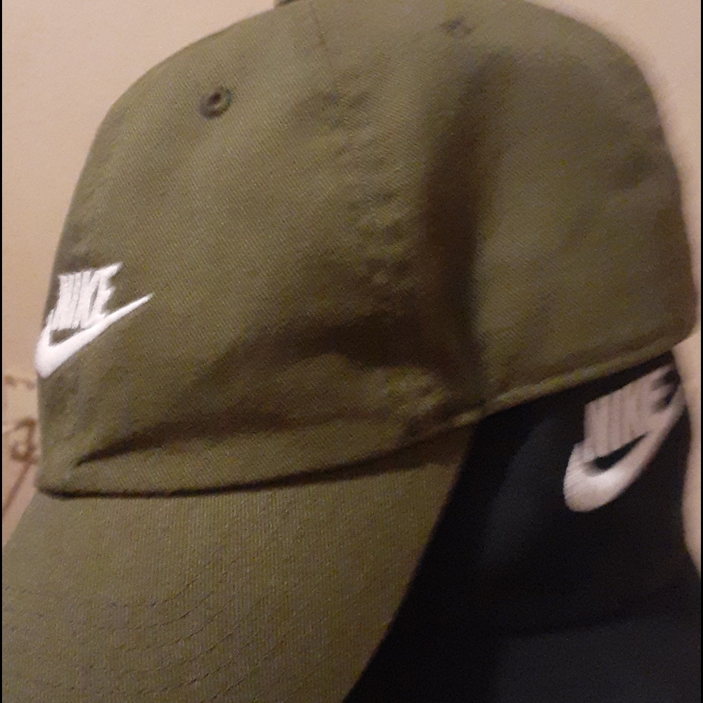 Buys some shoes ...get the hat free!!